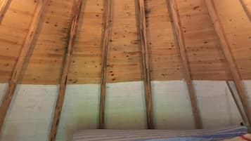 Rumah | 3 kamar tidur dan dilengkapi dengan perabotan berbeda-beda