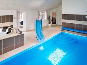 Ferienhaus | Pool | Innenpool, Außenpool