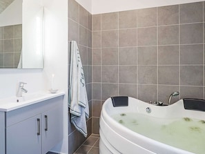House | Spa treatment