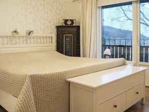 3 bedrooms, individually furnished - Holiday Home in Henån (Henån)