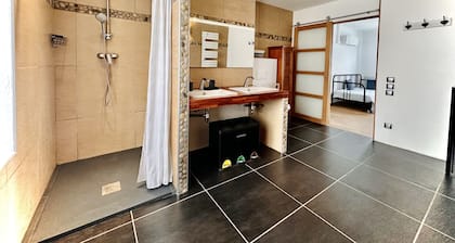 Reims Sherpa Guest House