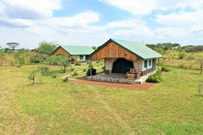 Tienda de campaña Confort, vista al jardín | Exterior