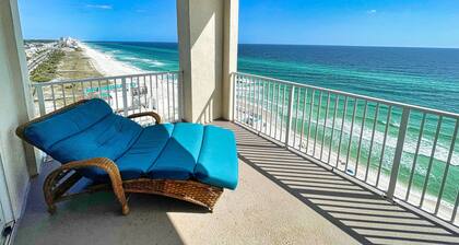 Stunning Corner-Unit, Miles of Coastal Views, Huge Balcony, Free Beach Chairs