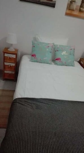2 bedrooms