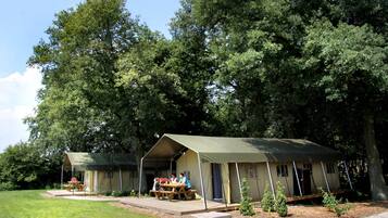 Tent | Exterior
