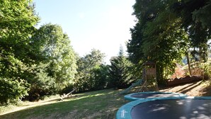 Outdoor pool - Luxury Holiday Home in Saint-prix With Sauna (Saint-Prix)