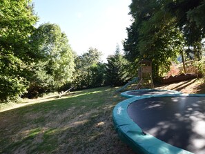 Outdoor pool - Luxury Holiday Home in Saint-prix With Sauna (Saint-Prix)