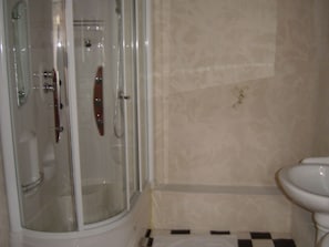 Rumah | Kamar mandi | Bathtub