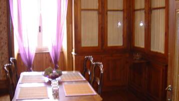 Tempat makan