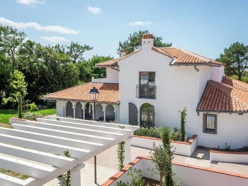 Pet Friendly Basque Stay