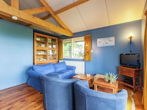 Living room - Picturesque Holiday Home in Westergeest With Roof Terrace (Westergeest)