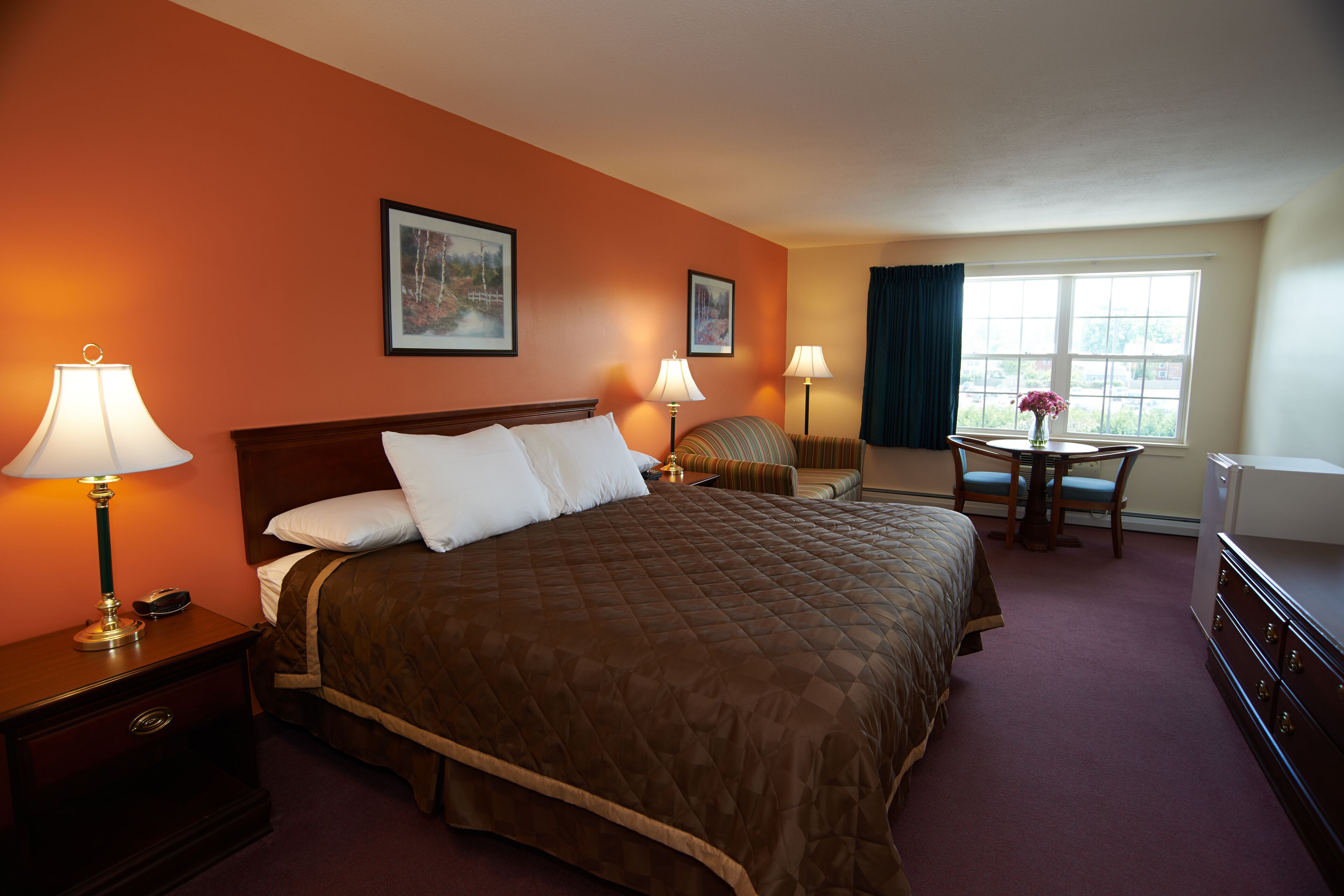 standard single room, 1 king bed | 1 bedroom, blackout curtains, soundproofing, iron/ironing board