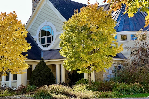 The entryway to Eden in early fall.
