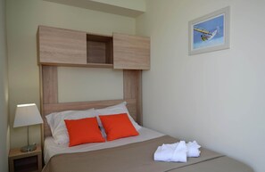 1 Schlafzimmer, individuell eingerichtet