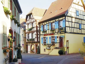 Exterior - Charming Apartment in the Medieval Village of Eguisheim (Eguisheim)