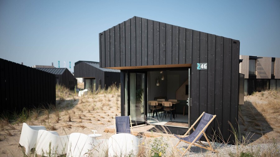 Modern Lodge With Dishwasher, Near the Sea