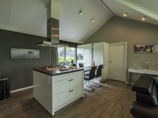 Electric kettle - Relaxing Home Close to Diving Spots (Kattendijke)