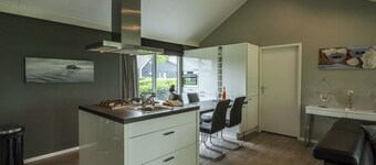 Relaxing Home Close to Diving Spots