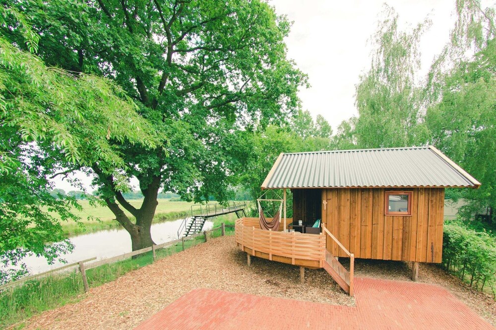 Cottage With Terrace on the River De Regge