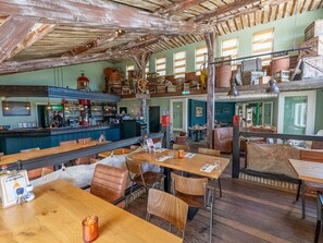 บังกะโล | ร้านอาหาร