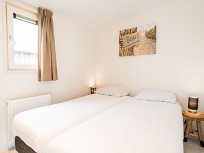 Bungalow | 3 makuuhuonetta, yksilöllisesti kalustettu, vuodevaatteet