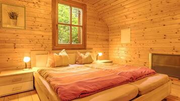 House | 3 bedrooms, individually furnished