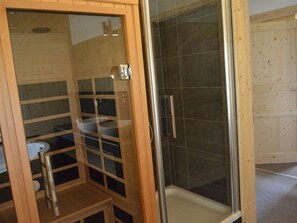 Chalet | Bathroom
