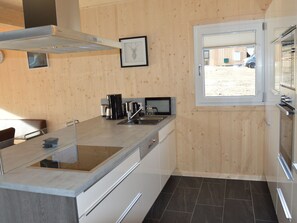 Private kitchen - Boutique Chalet in Sankt Georgen ob Murau With Sauna (Sankt Georgen am Kreischberg)