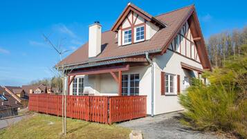Villa | Exterior