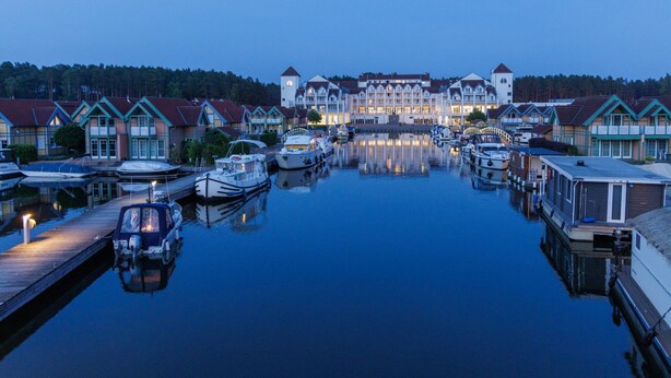 House | View from property - Cozy Holiday Home with Wood Burning Stove near Water (Rheinsberg)