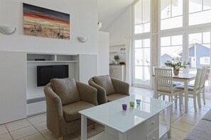 House | Living room - Bungalow by the Sea With Sauna in Germany (Sierksdorf)