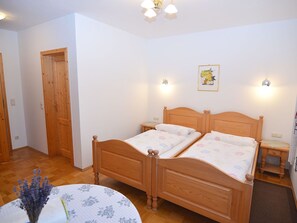 Apartment | 5 Schlafzimmer, individuell eingerichtet, Bettwäsche