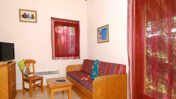 Apartment | Living room