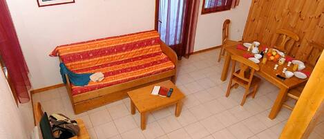 غرفة المعيشة