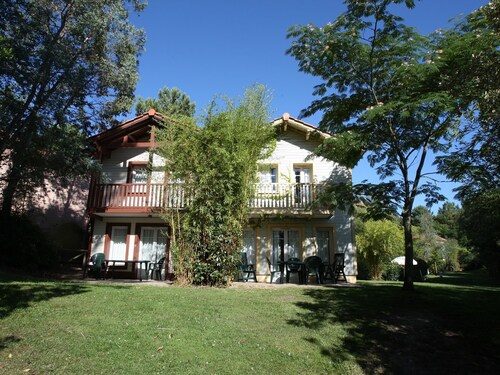 Atmospheric Holiday Home Near Lacanau Surrounded by a Forest