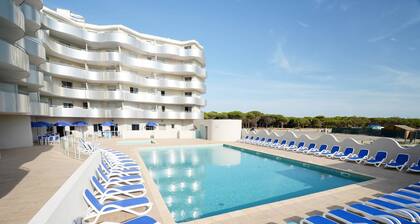 Apartment in Le Lotus Blanc With Sea View