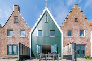 House | Exterior - Holiday Home in Volendam Near Marina (Volendam)