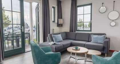 Restyled Apartment on the Markermeer