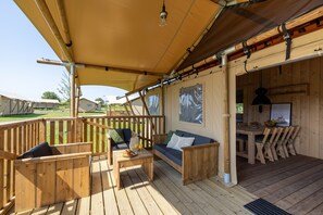 House | Balcony