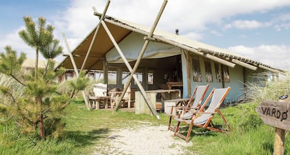 Comfortable Tent Lodge in Callantsoog With Garden