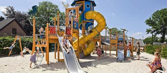 ชาเลต์ รีทรีต ใกล้ ป่า