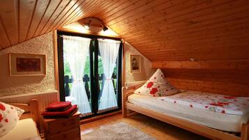 2 bedrooms, individually furnished, bed sheets