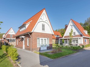 Villa | Exterior - Luxury Villa, 2 Baths, nr Beach (Koudekerke)