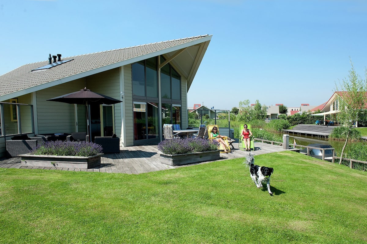 Villa | Exterior