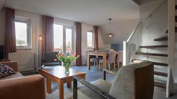 Bungalow | Dining