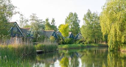 Spacious Nature Villa, Paasloo