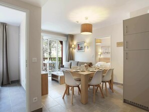 Dining - Apartment in Cavalaire Near Sandy Beach (Cavalaire-sur-Mer)