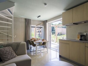 House | Private kitchen | Highchair - Lodge in Vlissingen Near North Sea Beach (Vlissingen)