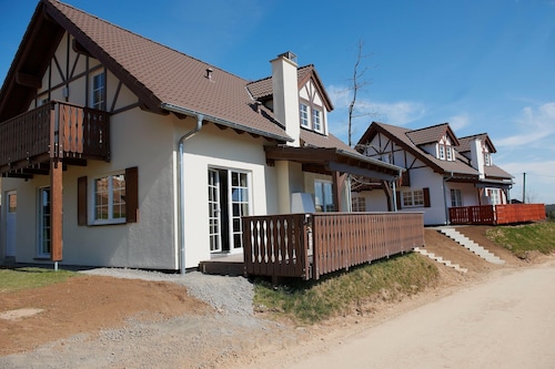 Luxury Villa with Fireplace near Reservoir in Nordeifel