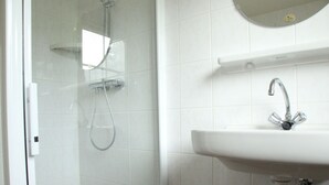 Ferienhaus | Badezimmer | Dusche